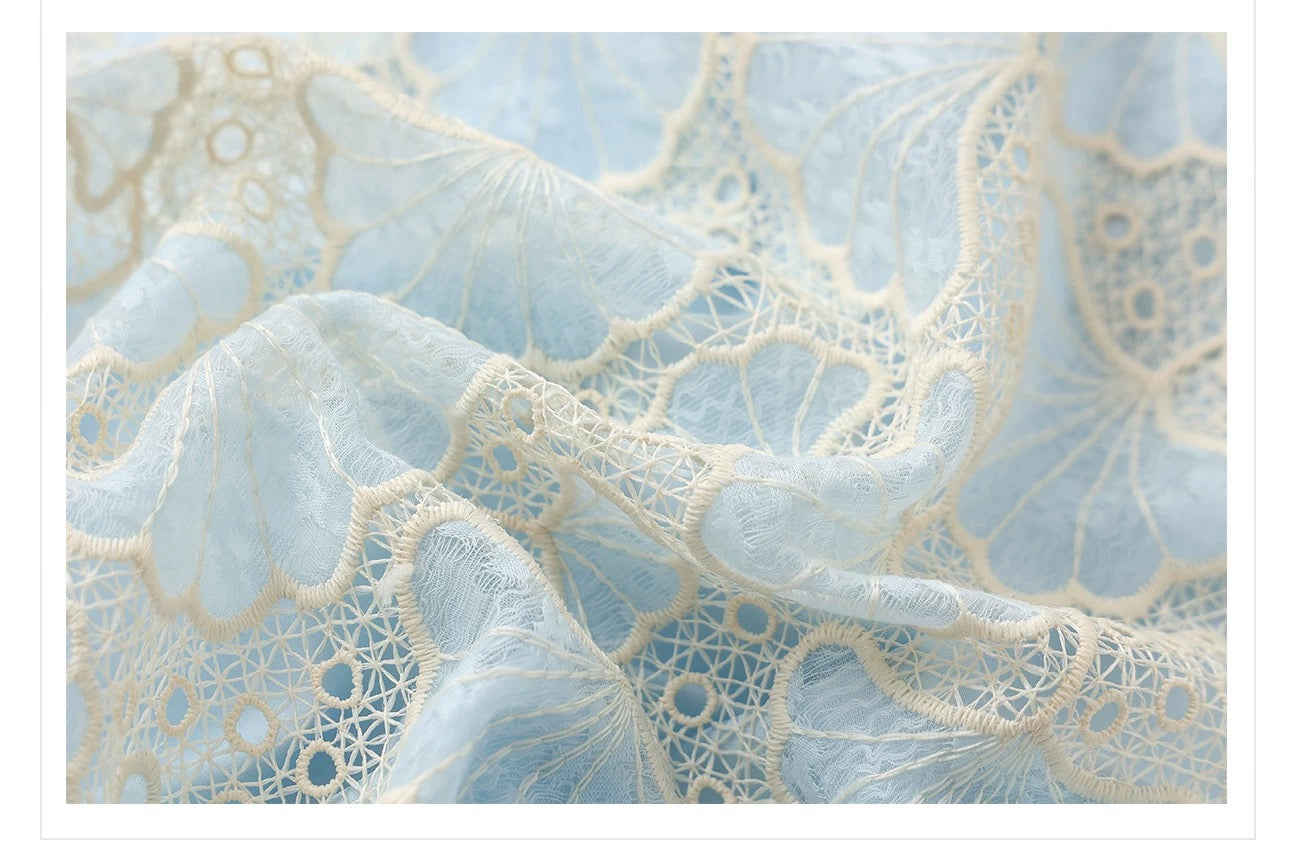 Aveline Lace Set