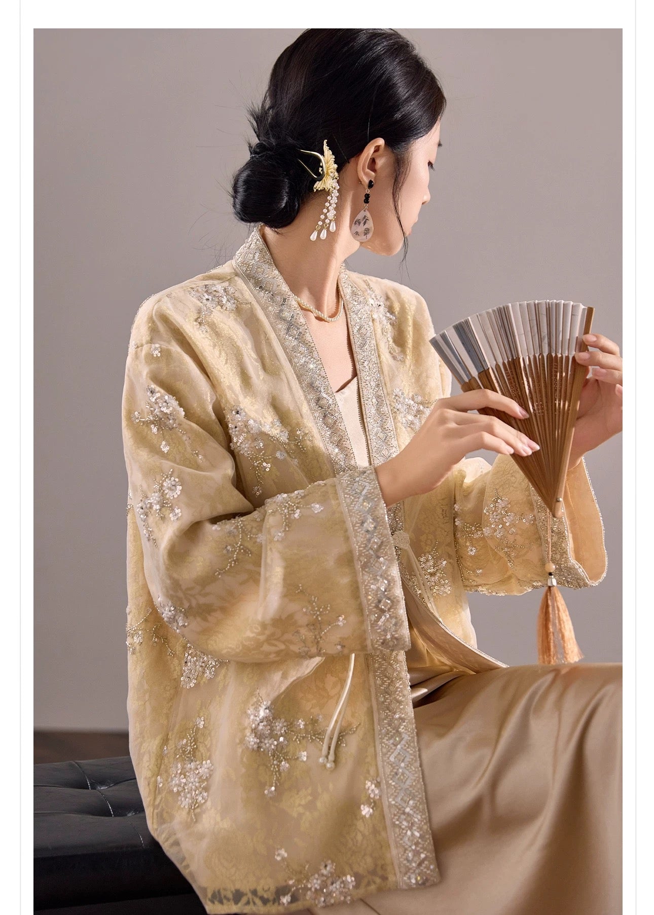 Zahra Noor Kimono