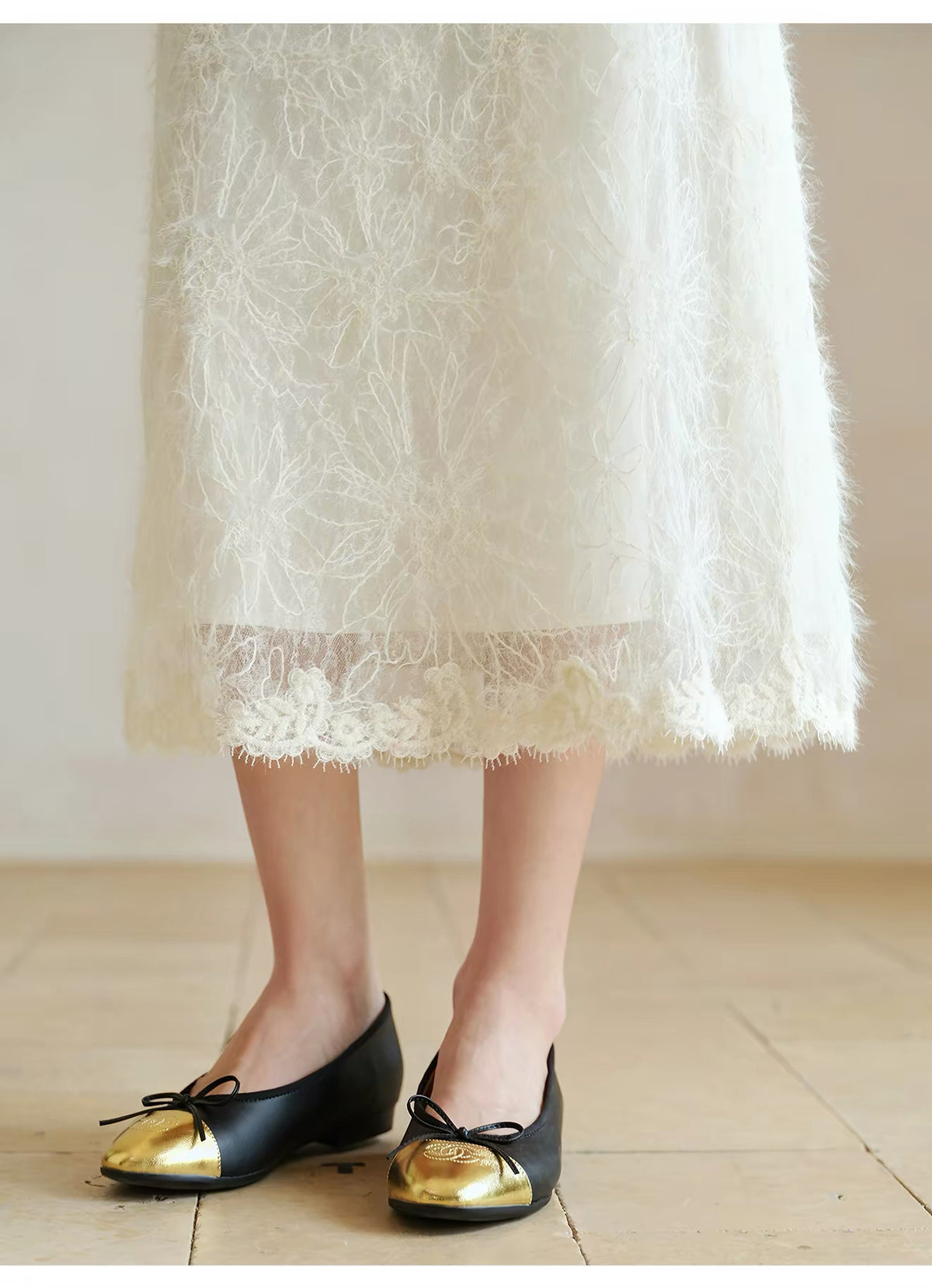 Textured Embroidered Midi Skirt — White