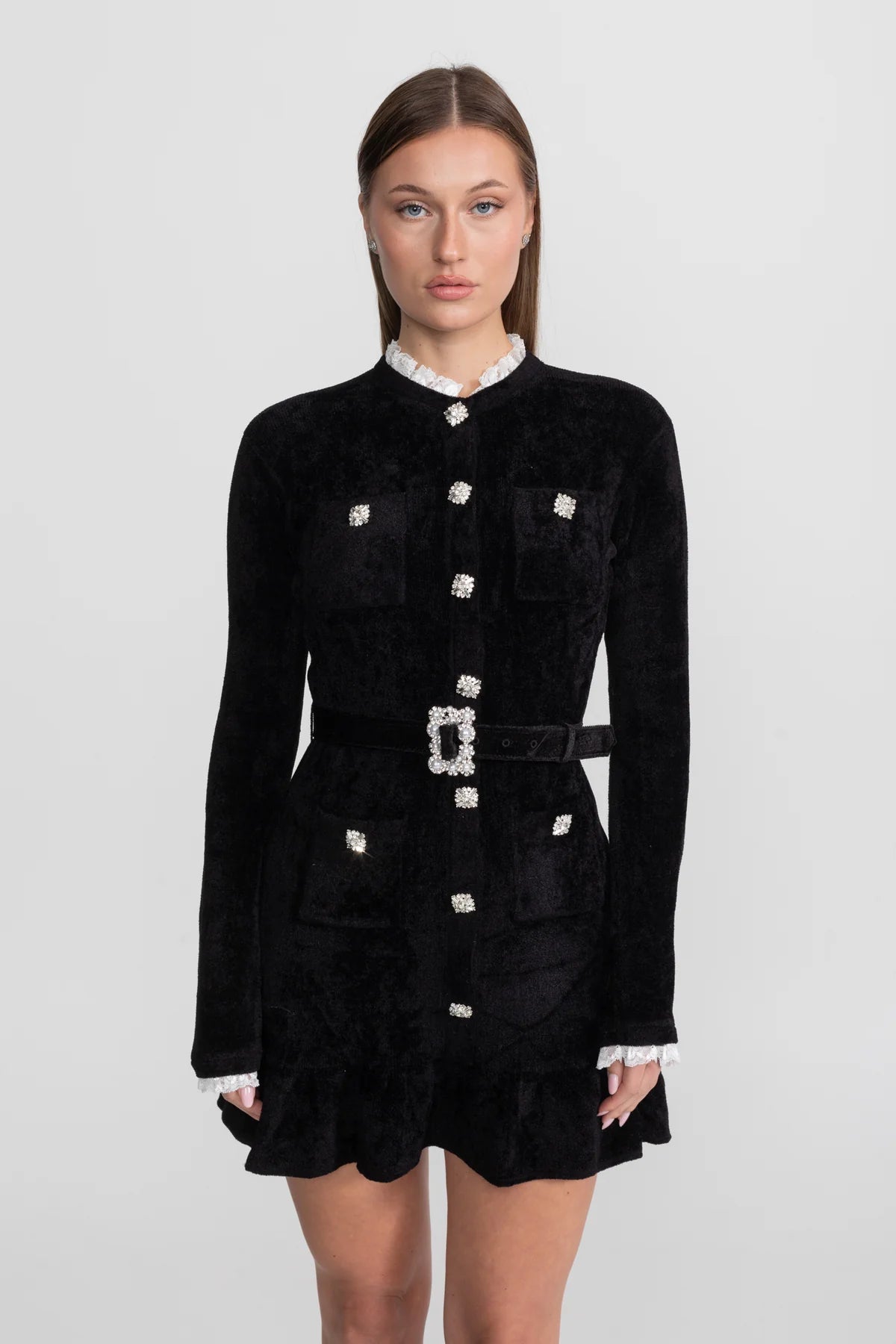 Оксамитова міні-сукня з прикрасами