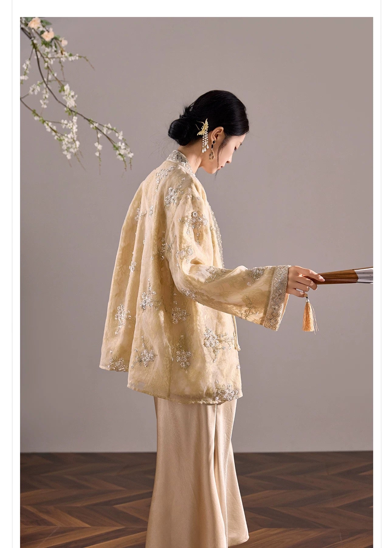 Zahra Noor Kimono