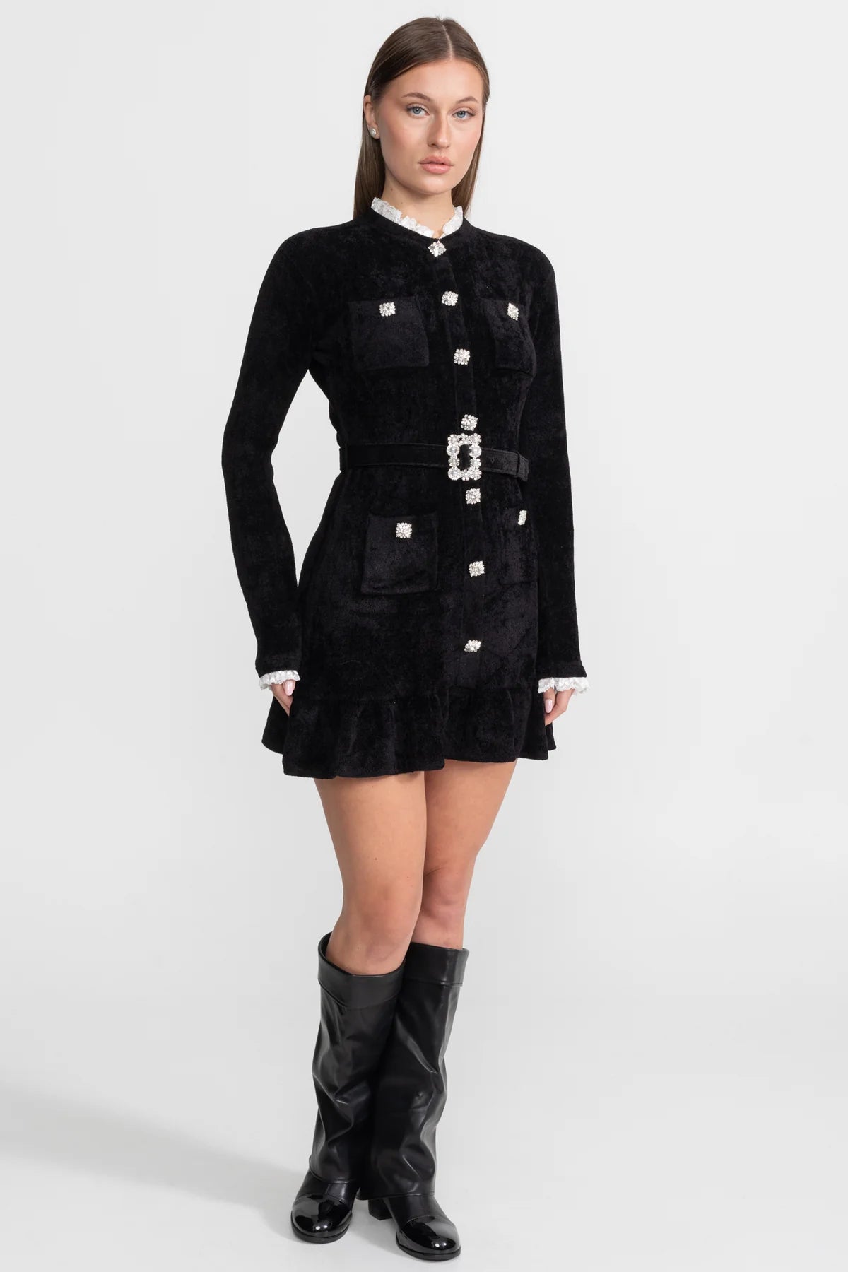 Оксамитова міні-сукня з прикрасами