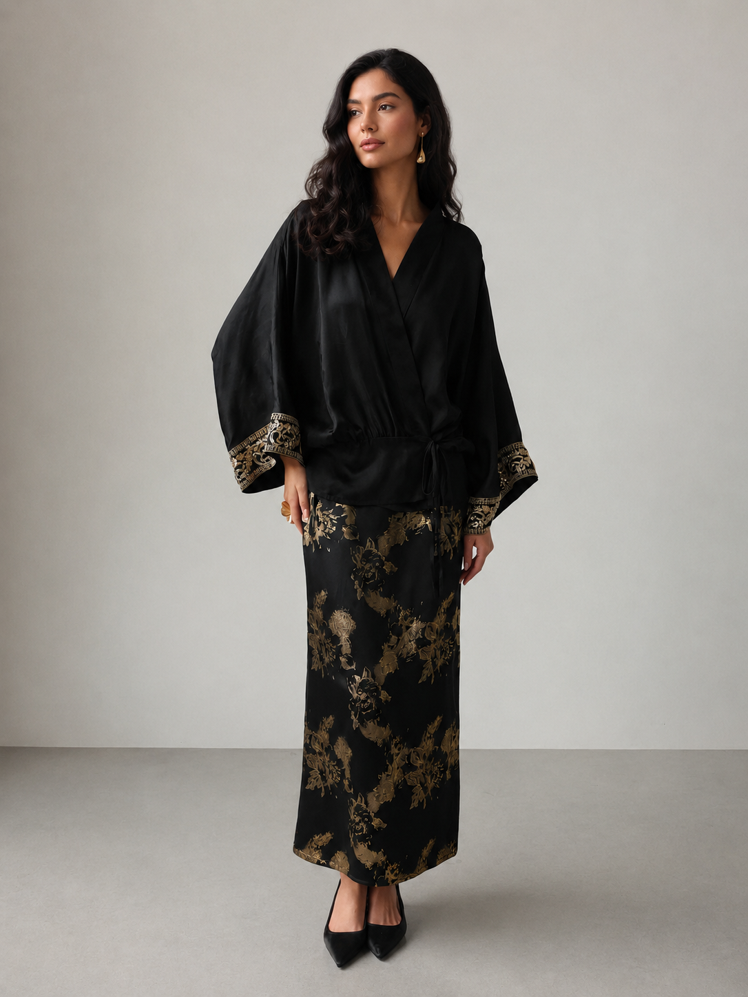 Black Embroidered Kimono