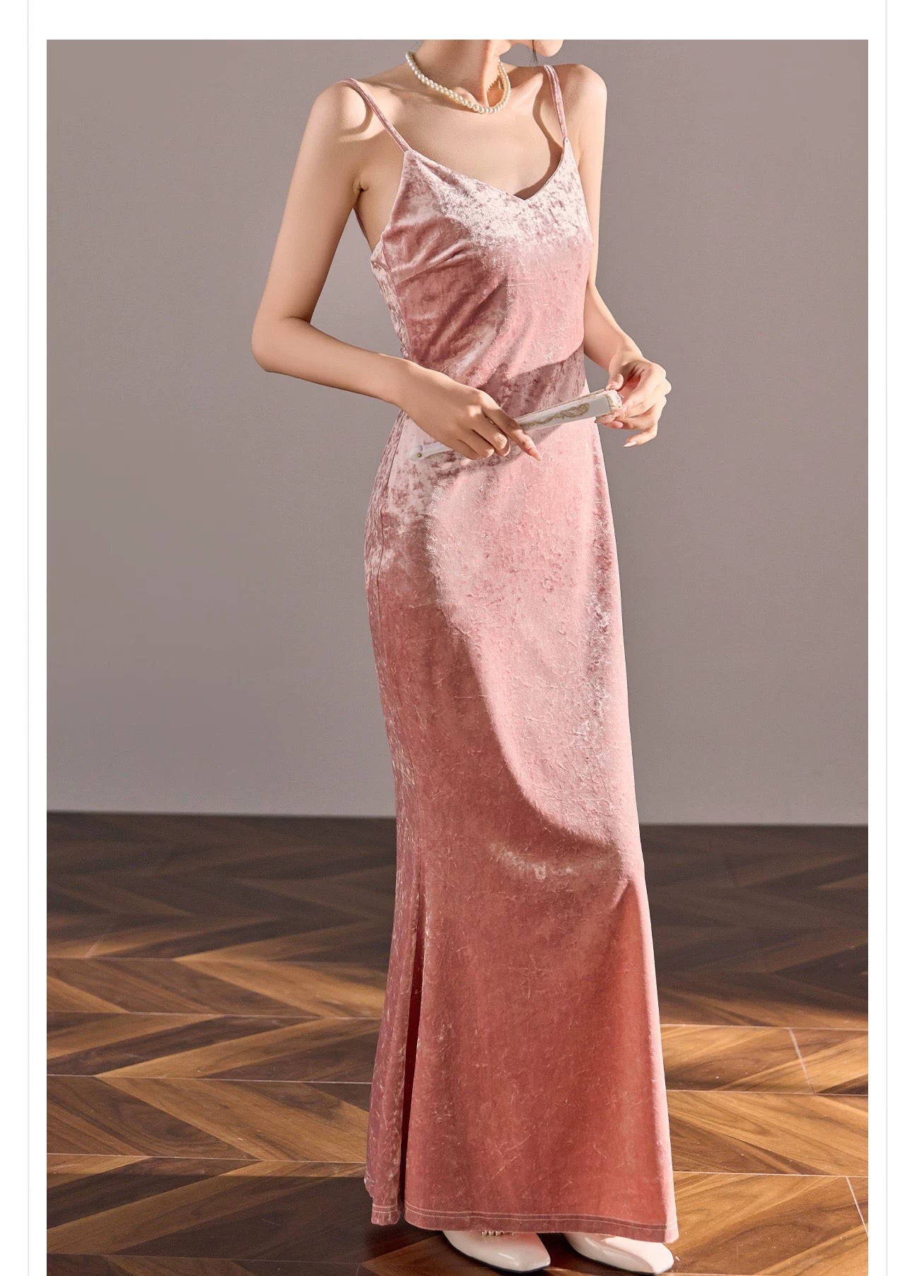 Layali Rose Velvet Dress