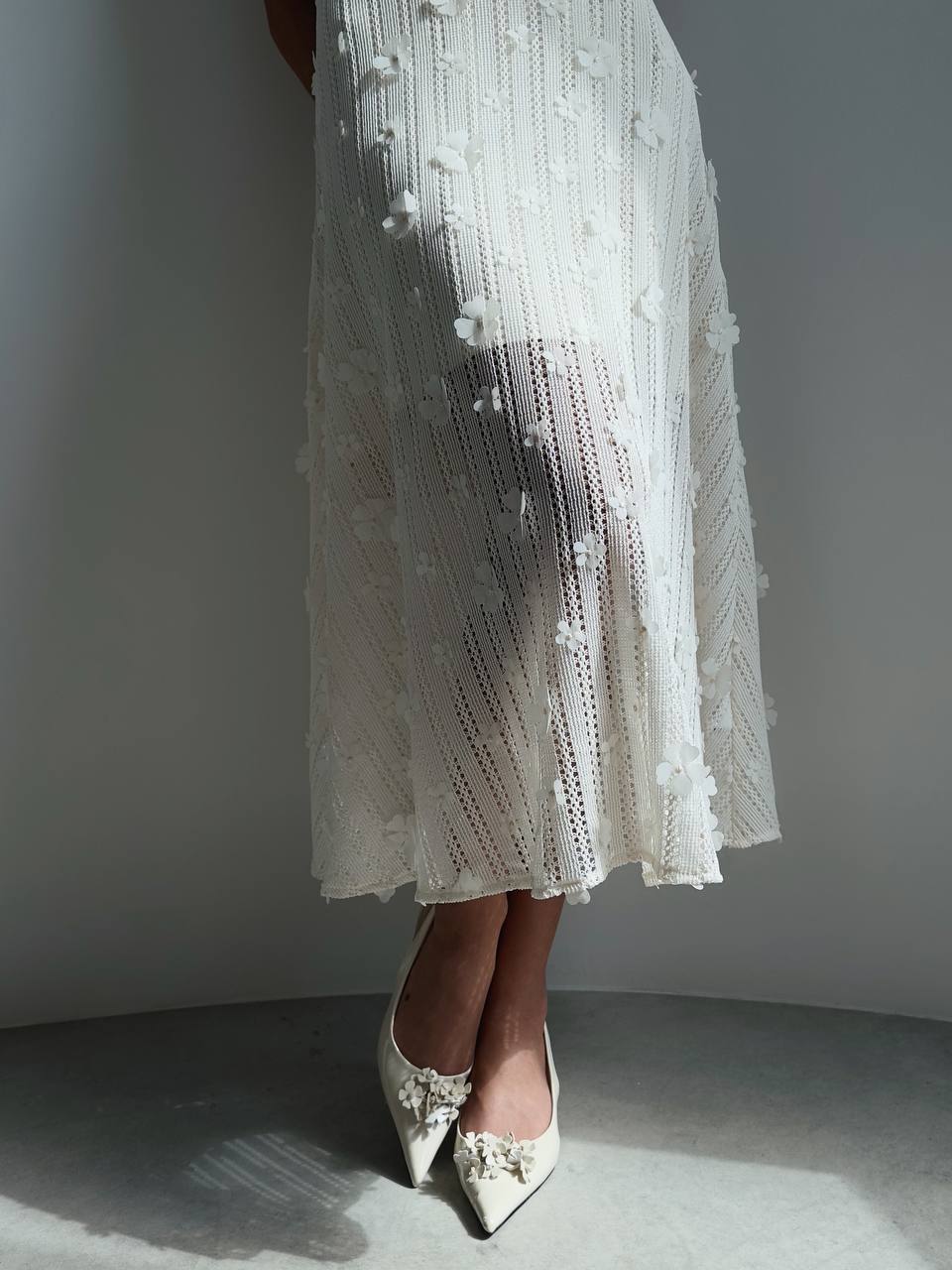 Fiora Floral Lace Midi Dress