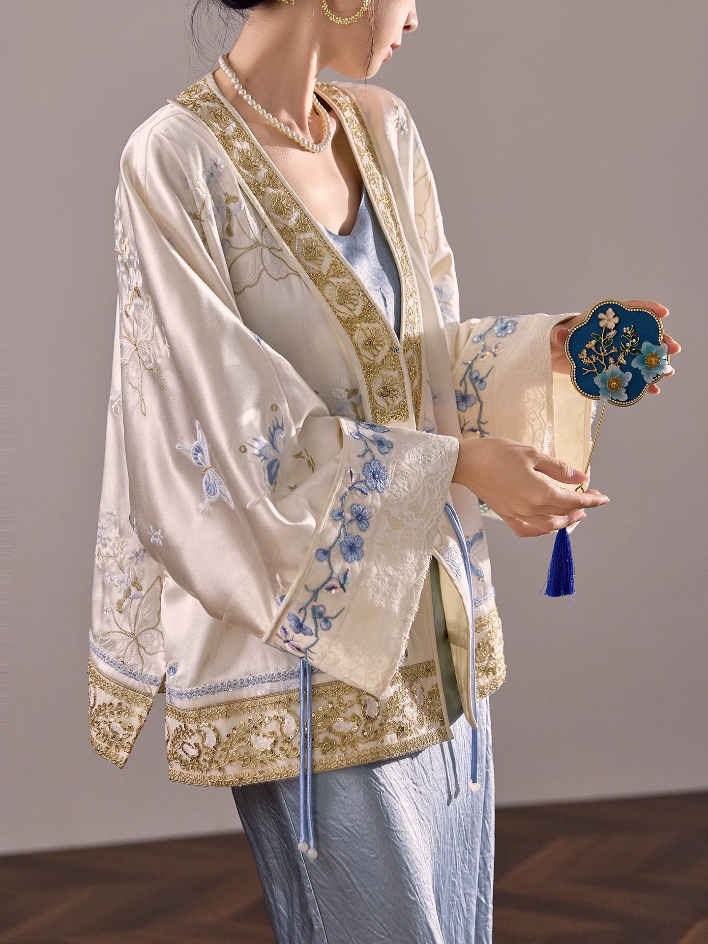 Yue Silk Kimono Pearl