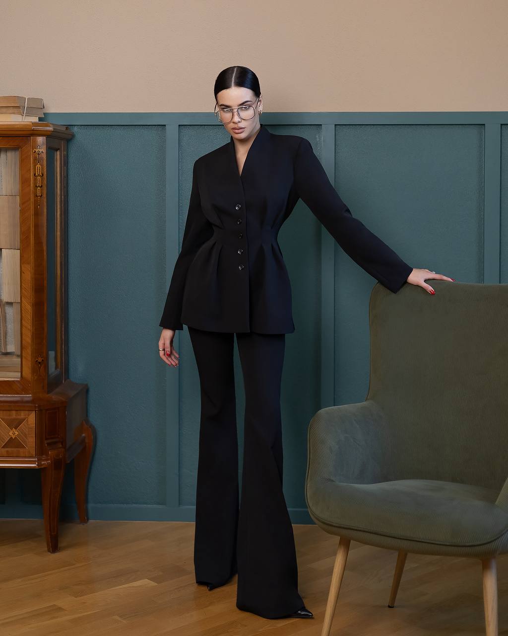 A-Mora Power Sculpt Black Suit