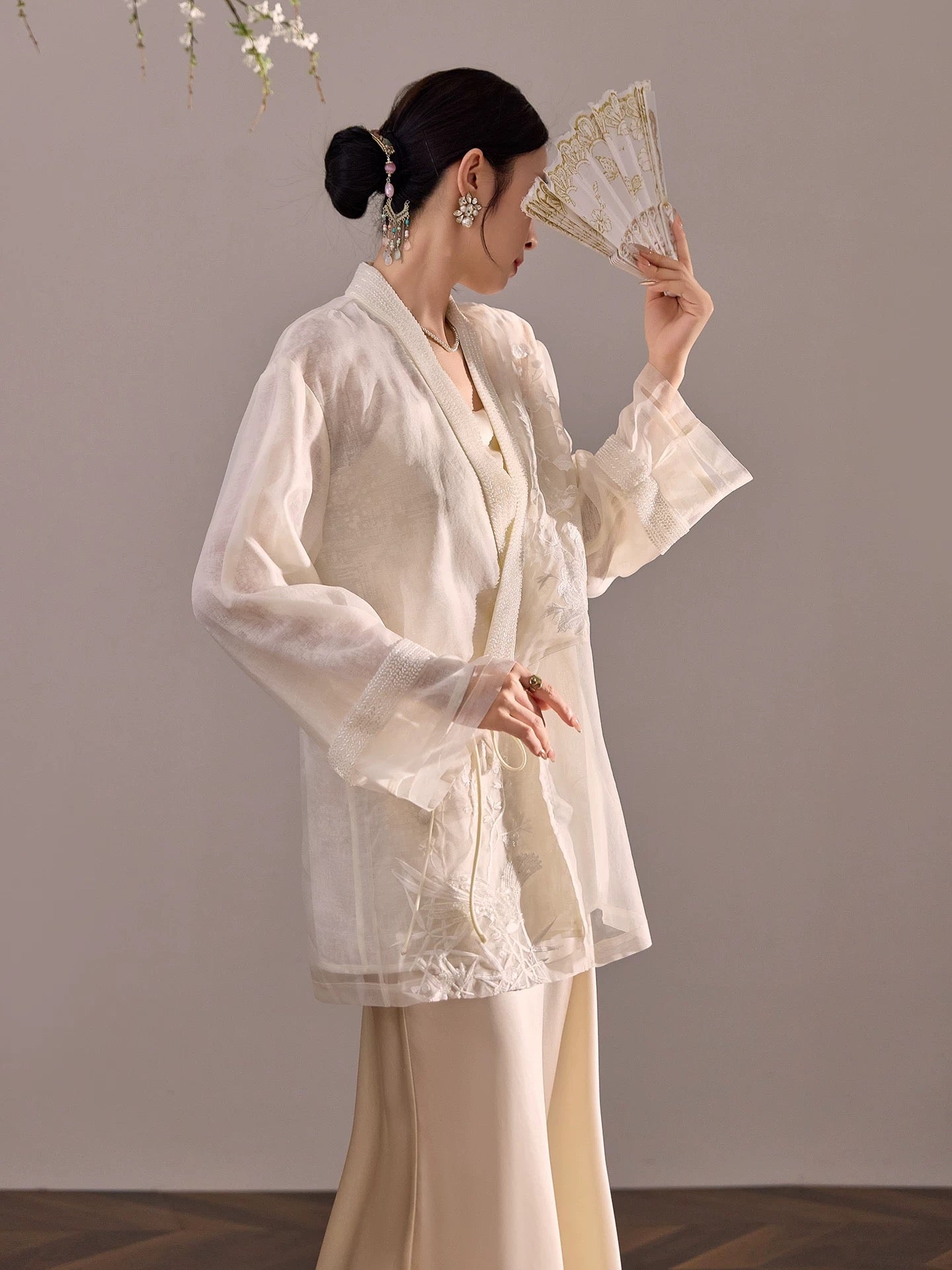 Aurora Ivory Kimono
