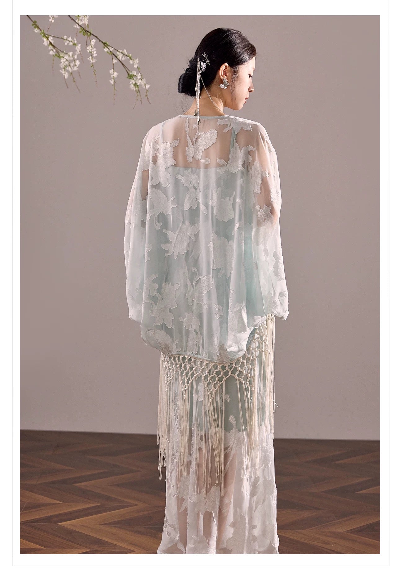 Lina Silk Kimono Mist Blue