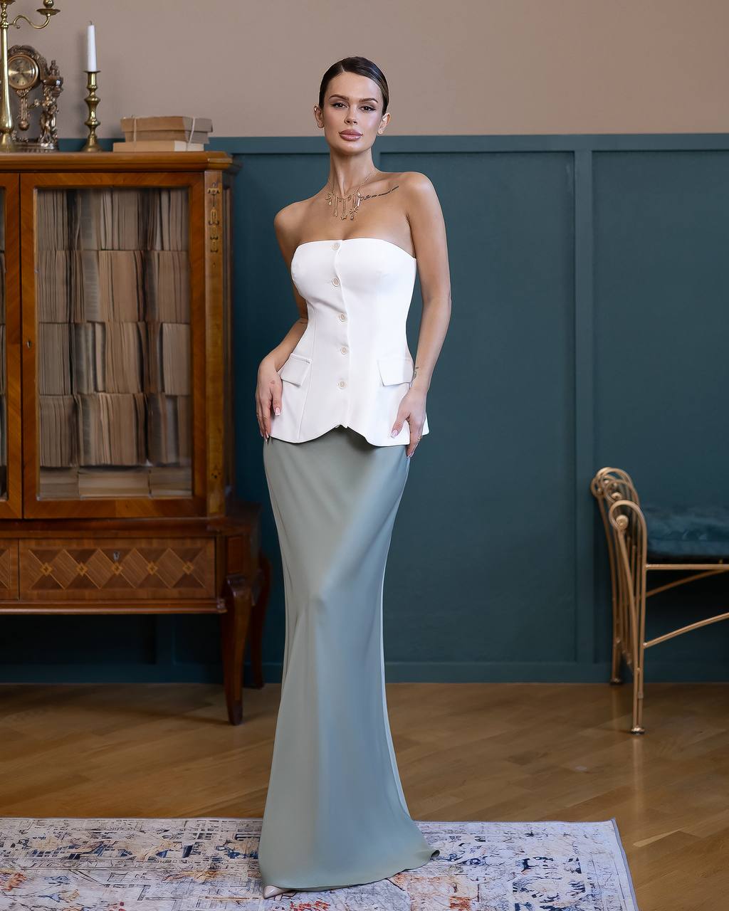 A-Mora Sculpted Button Corset Top (White)