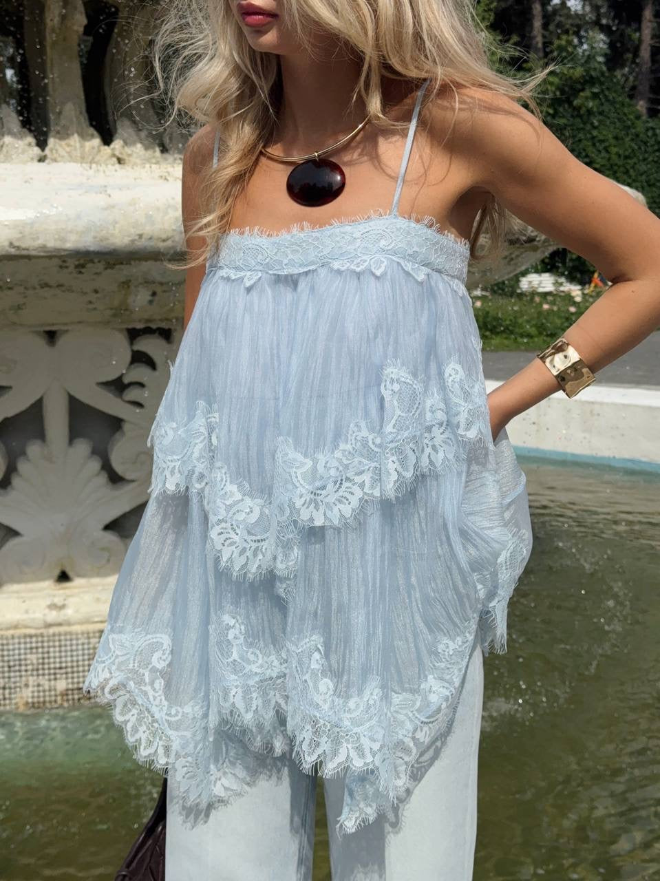 Élodie Lace Cami Top