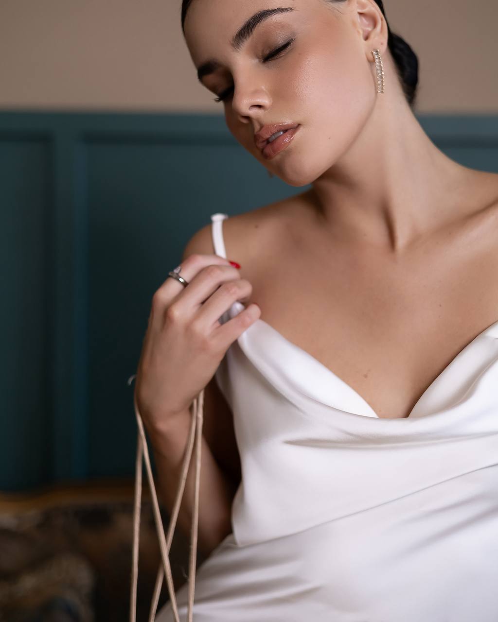 A-Mora Silk-Flow Back Draped Gown (White)
