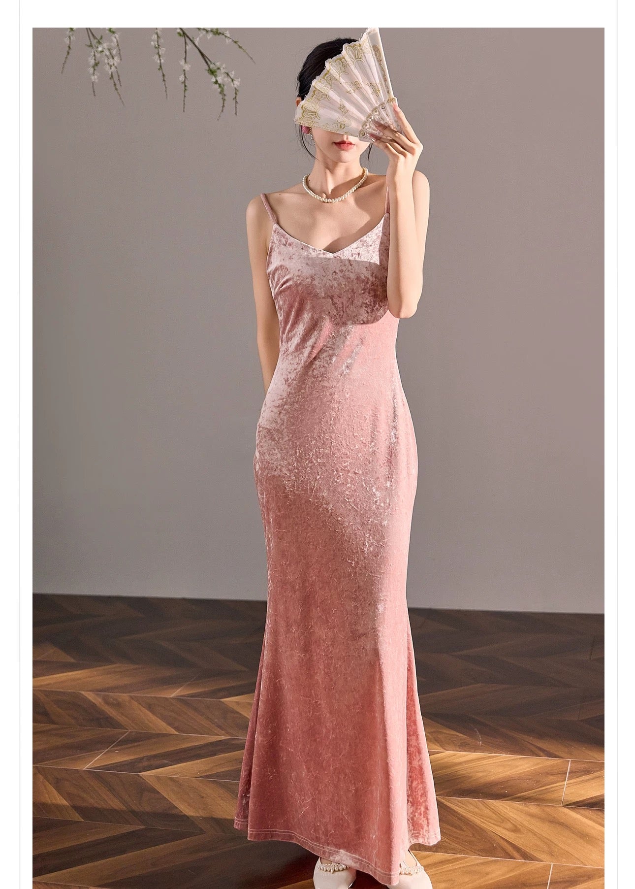 Layali Rose Velvet Dress