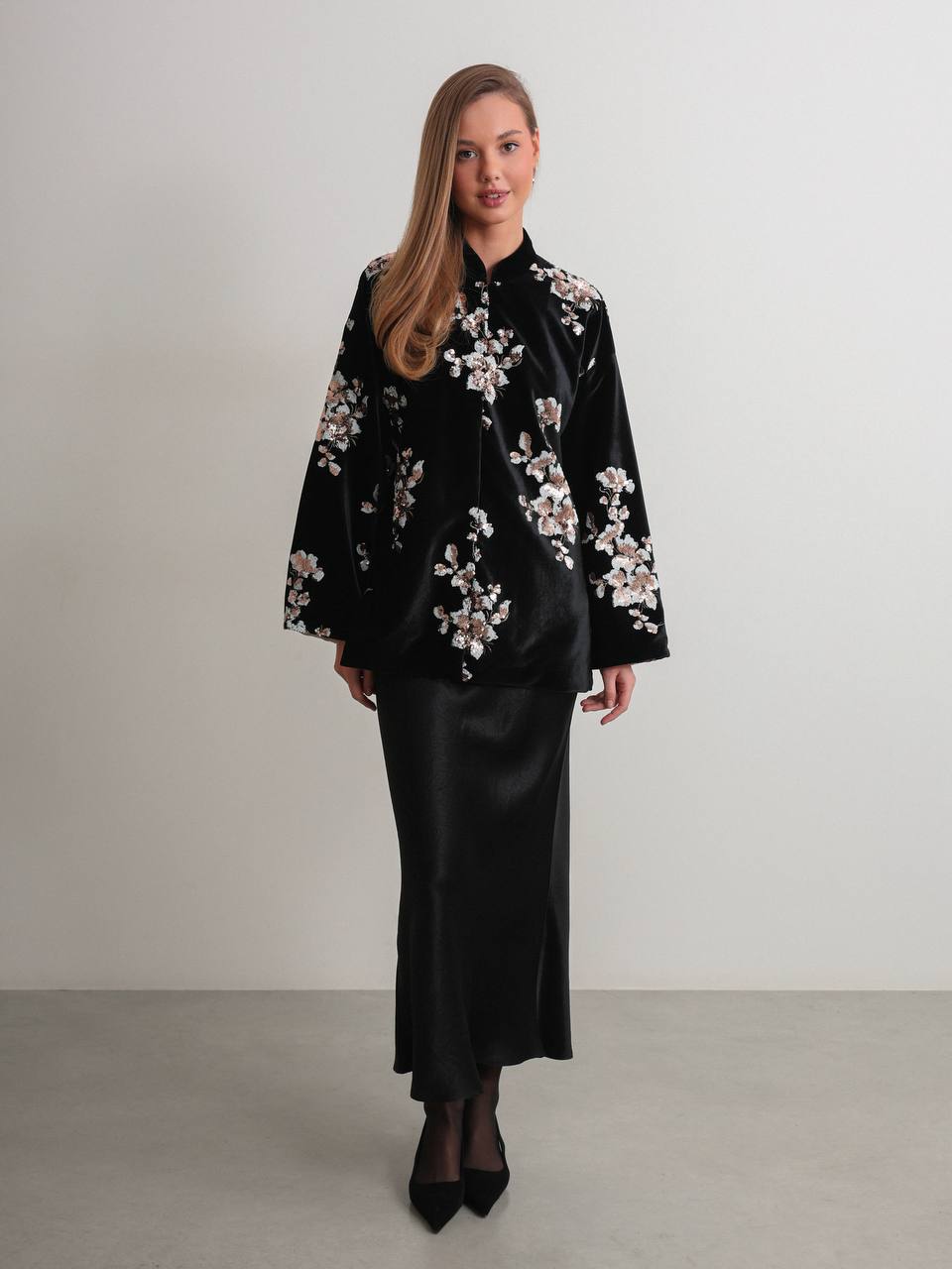 Midnight Blossom Velvet Jacket