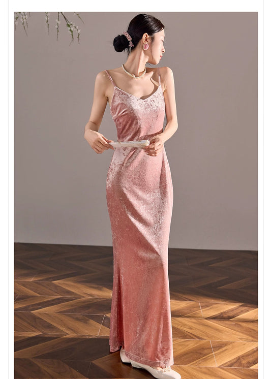 Layali Rose Velvet Dress