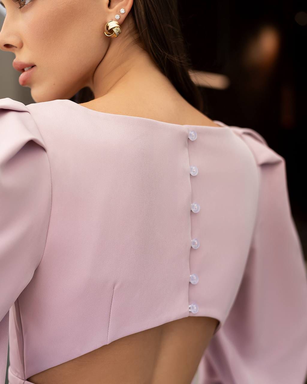 Elegant Open-Back Midi Dress Pink
